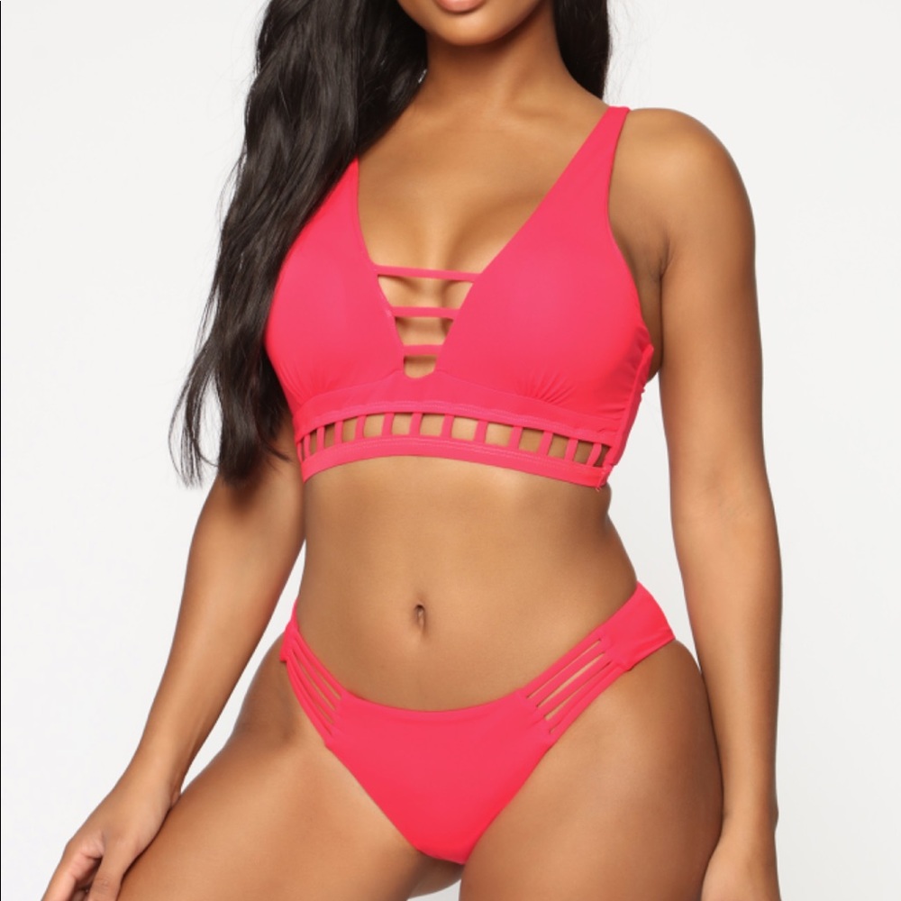 Fashion Nova Swim-suit set 🌺